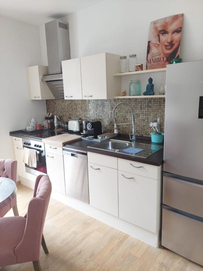 Modernes 65Qm Apartment Im Herzen Schwerins 슈베린 외부 사진